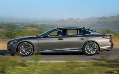 Lexus LS